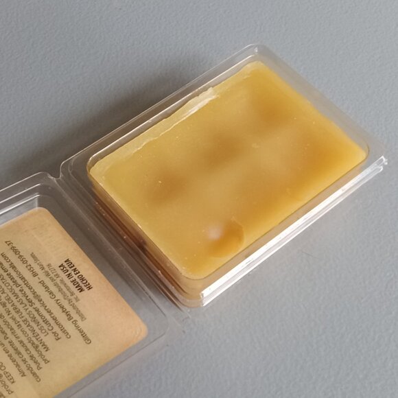 🎯 10 for $10 / Glittering Bayberry Garland Scented Wax Melts - Picture 6 of 6